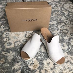 Lucky Brand Leather Slides